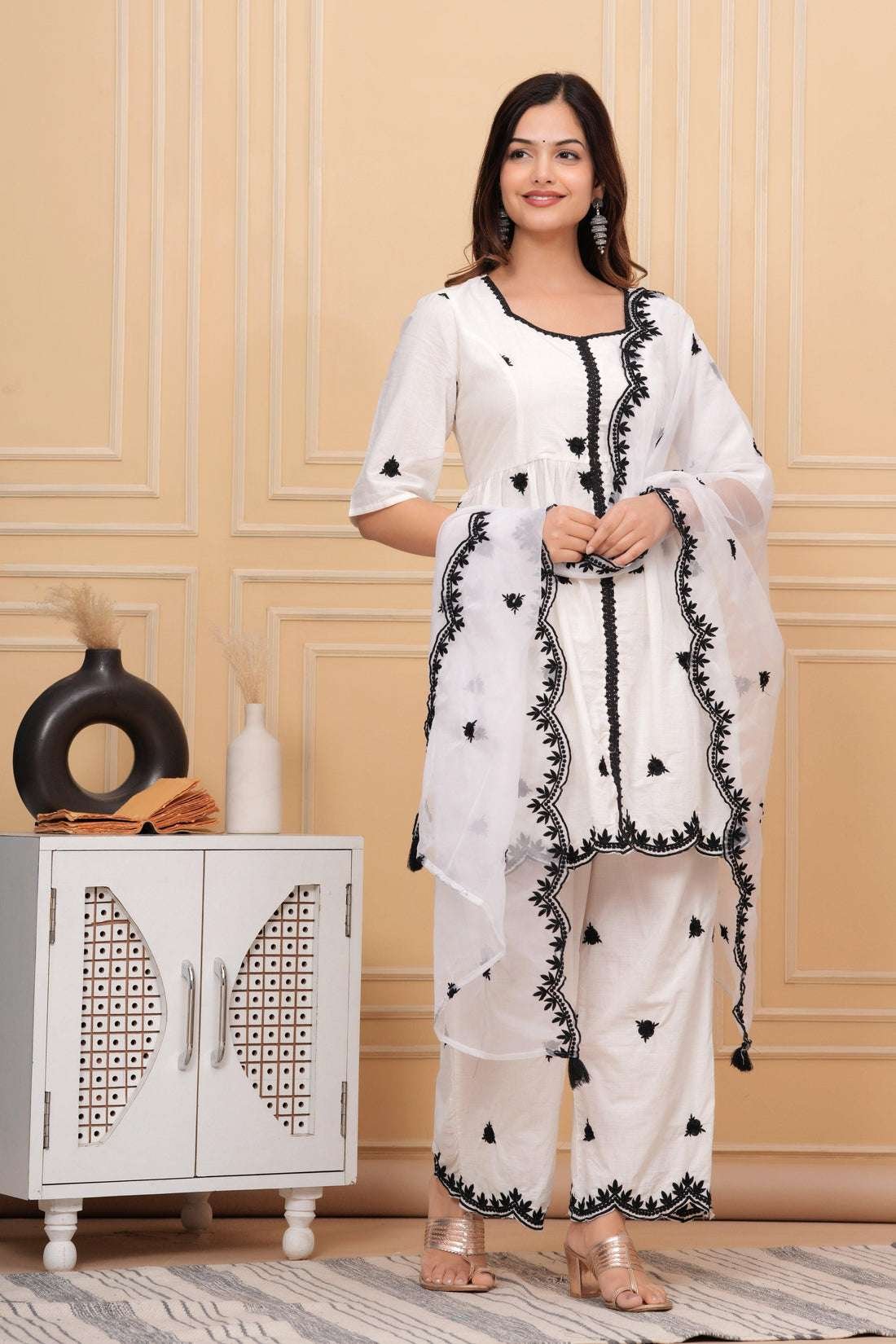 Women's Cotton Embroidery Work Straight Kurti with pant and Dupatta Set - Image 4