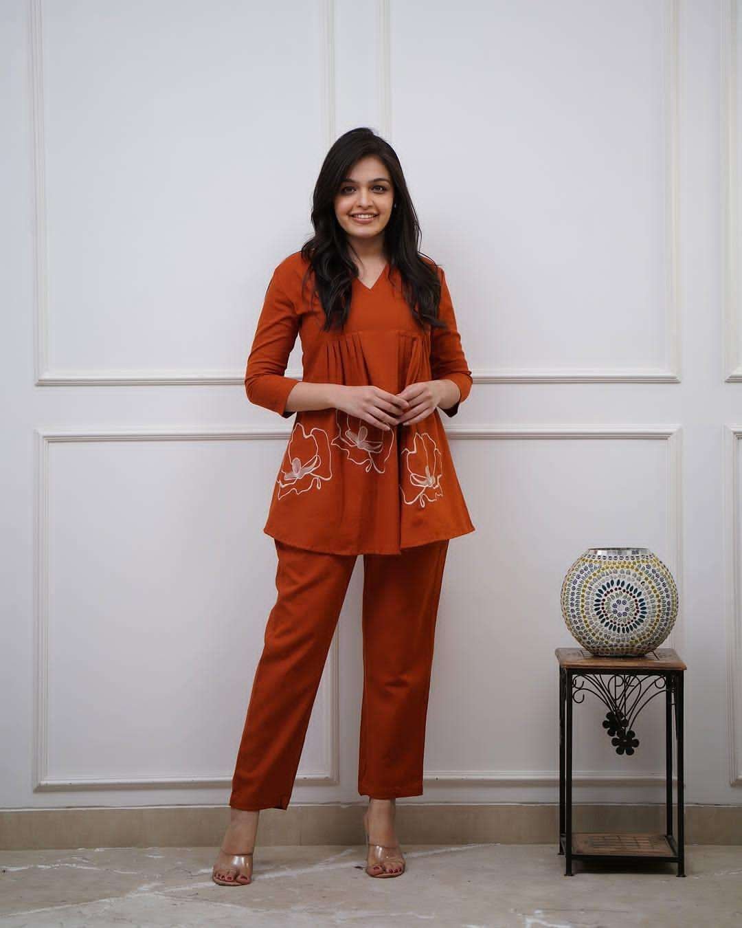 Women's Cotton Embroidered Co-ord Set 2 Piece Top Bottom Set - Image 5