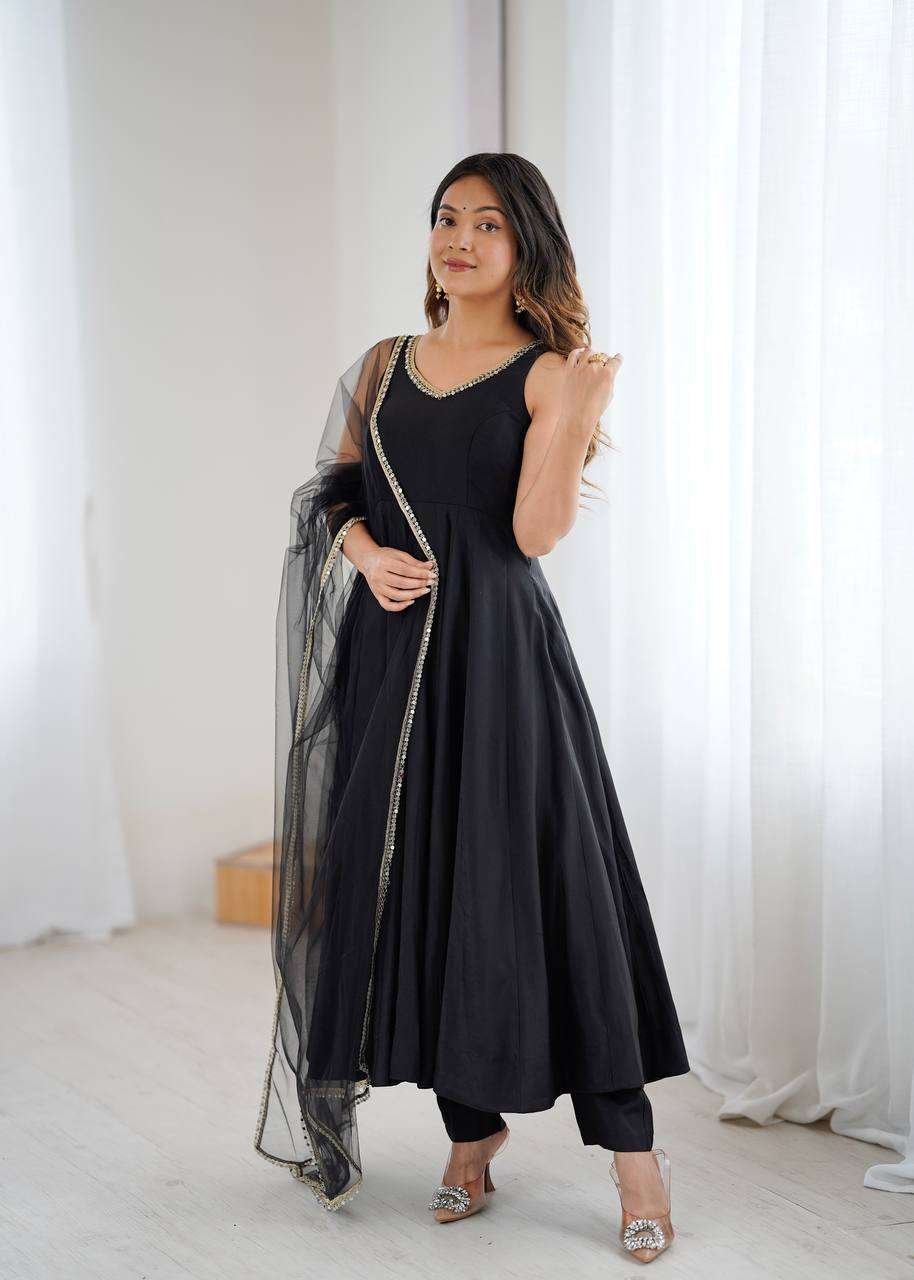 Womens Pure Romansilk Chanderi Anarkali Kurti with Pant & Dupatta Set - Image 5