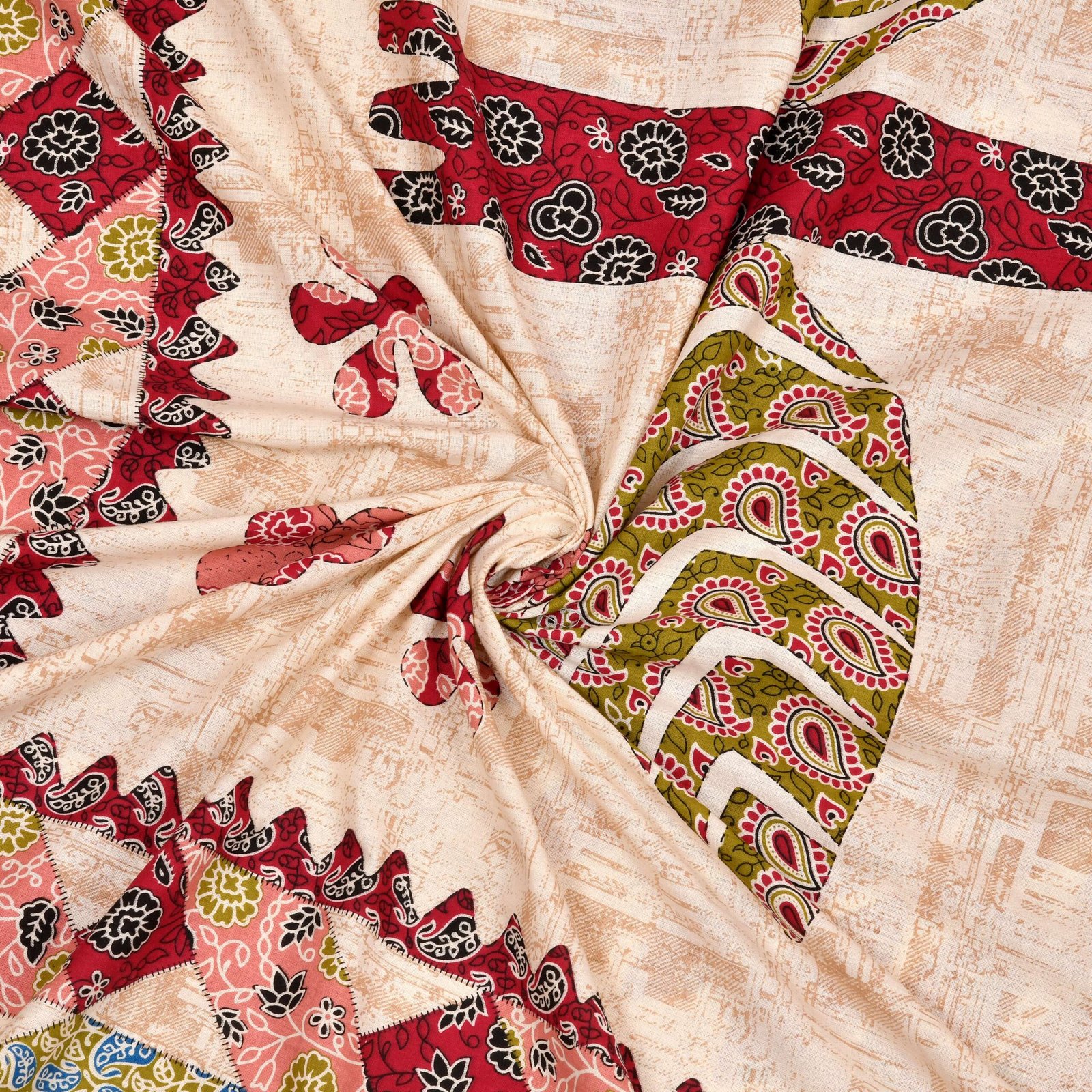 Rajasthani Traditionally Printed Cotton Doublebed Bedsheet With Pack of 2 Pillow Covers - Image 4